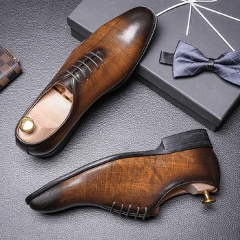 Muška formalni cipele od prave kože Оксфордская cipele za muškarce oblačenje za vjenčanje gospodo броги uredski čipke cipele muške muške cipele 2020